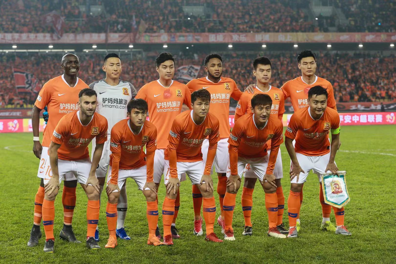 在锋线上出 在锋线上出