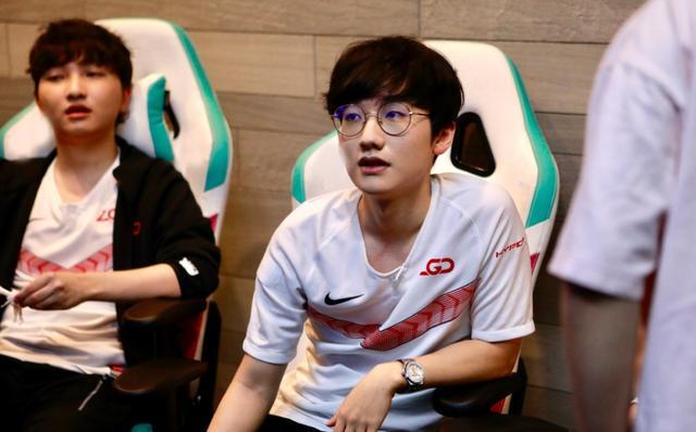 他在比赛中 他在比赛中